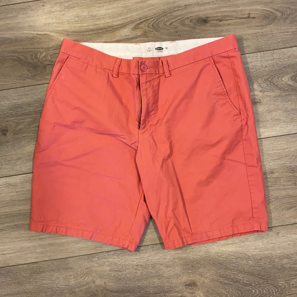Old Navy Mens shorts size 38